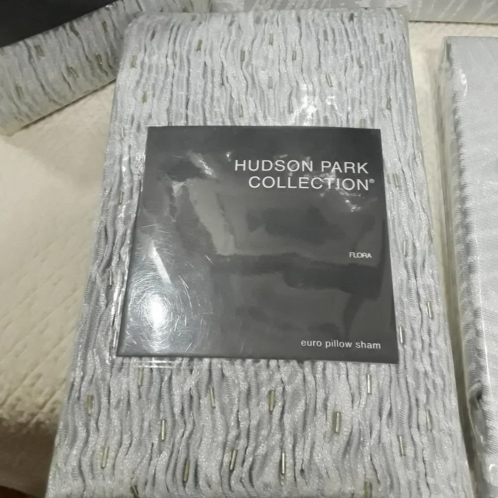 Hudson Park Flora King Bedding Collection - Duvet|Shams|Pillow - 6 piece set
